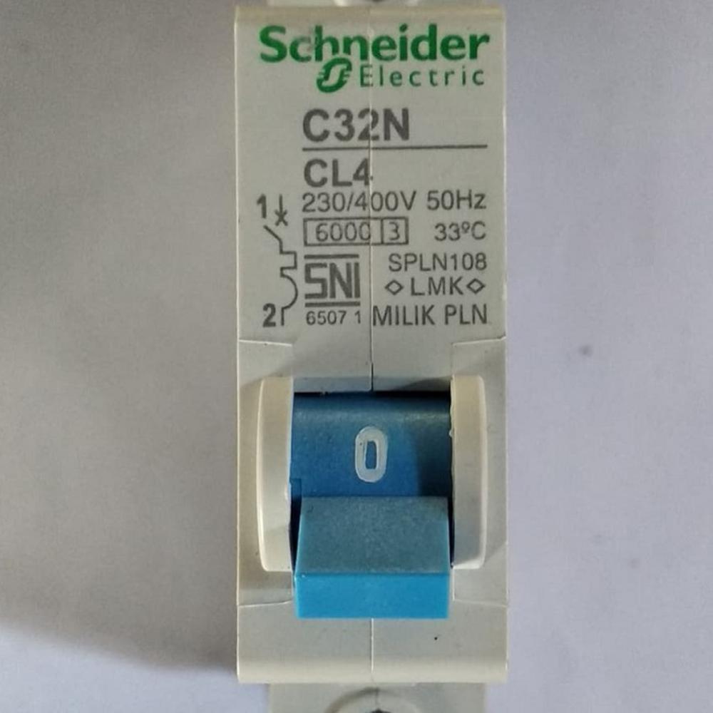 Schneider mcb