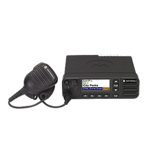 MOTOROLA Mobile Radio XiR M8668i 350-400Mhz 25W