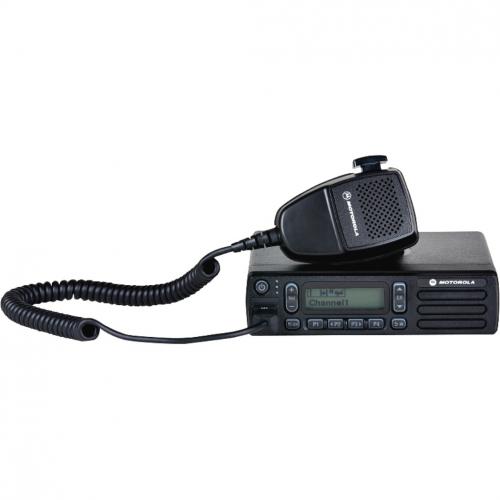MOTOROLA Mobile Radio Frekuensi 403 - 470 MHz XiR M3688 UHF 40W